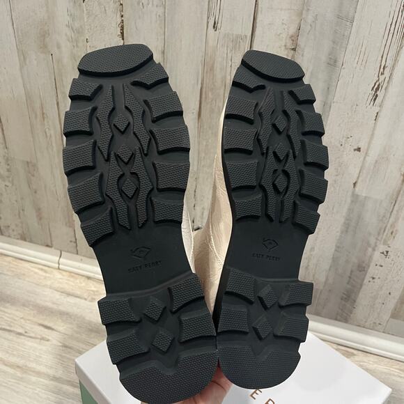 New! Katy Perry THE DAARLING COMBAT BOOT CHALK Zip Detail Faux Leather Womens 11 - Picture 4 of 5